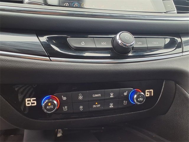 Used 2024 Buick Enclave Premium image 62