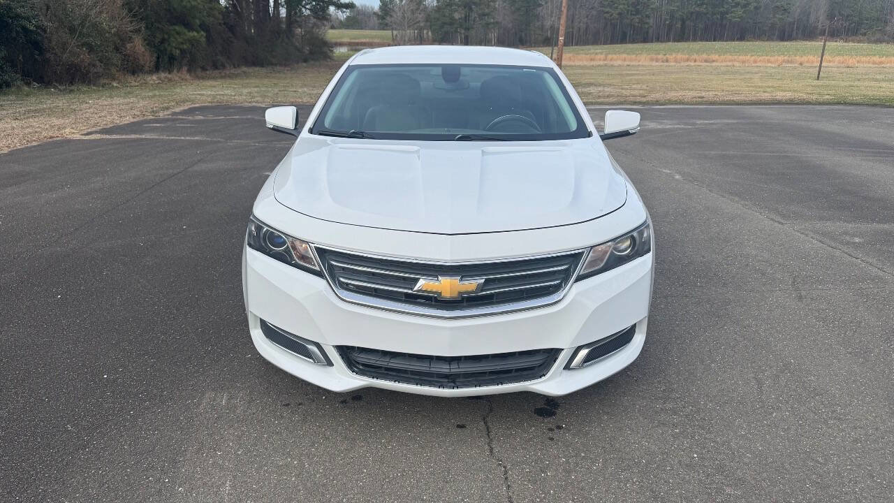 Used 2017 Chevrolet Impala LT image 3