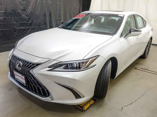Used 2023 Lexus ES 350 w/ Premium Package FWD image 4