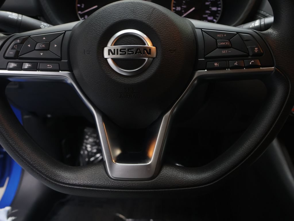 Used 2023 Nissan Sentra SV FWD image 18