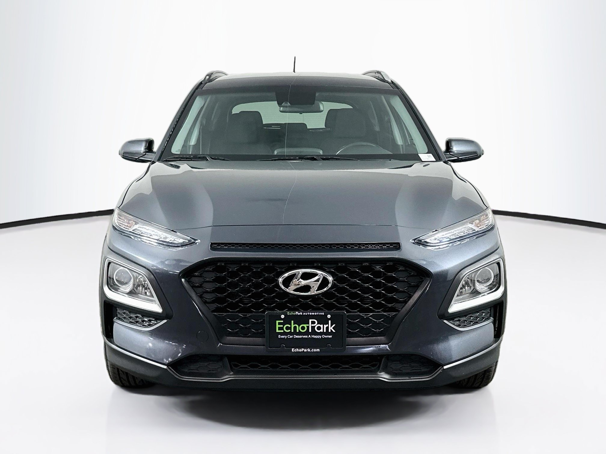 Used 2020 Hyundai Kona SEL FWD image 2