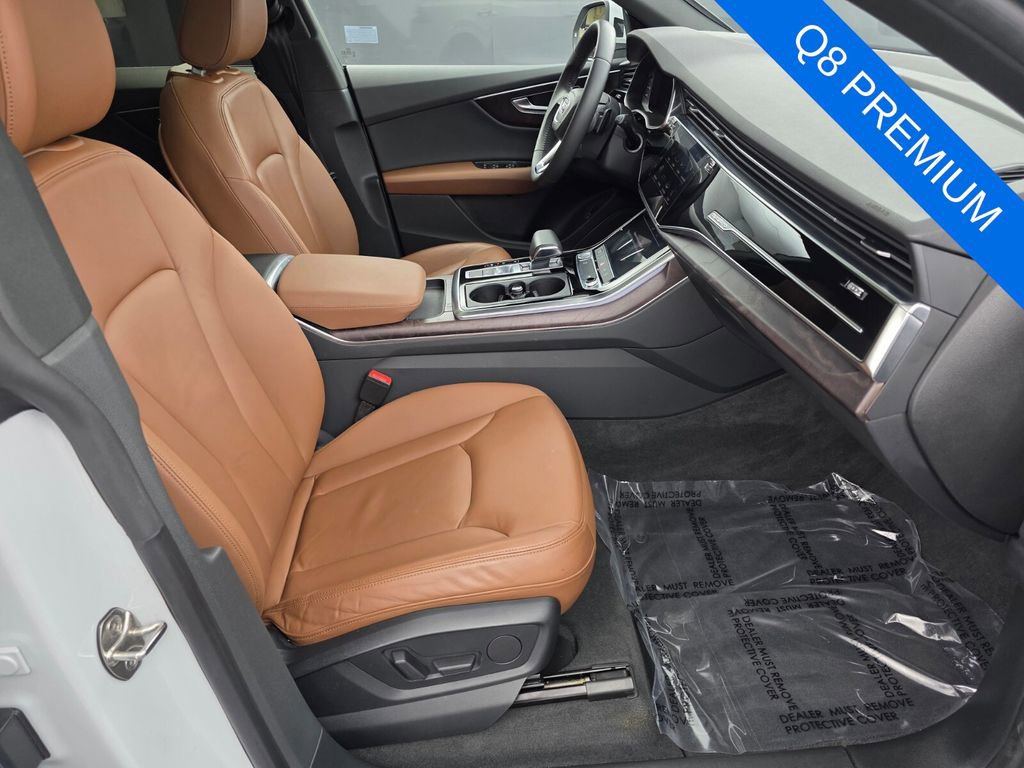 Used 2019 Audi Q8 Premium image 26