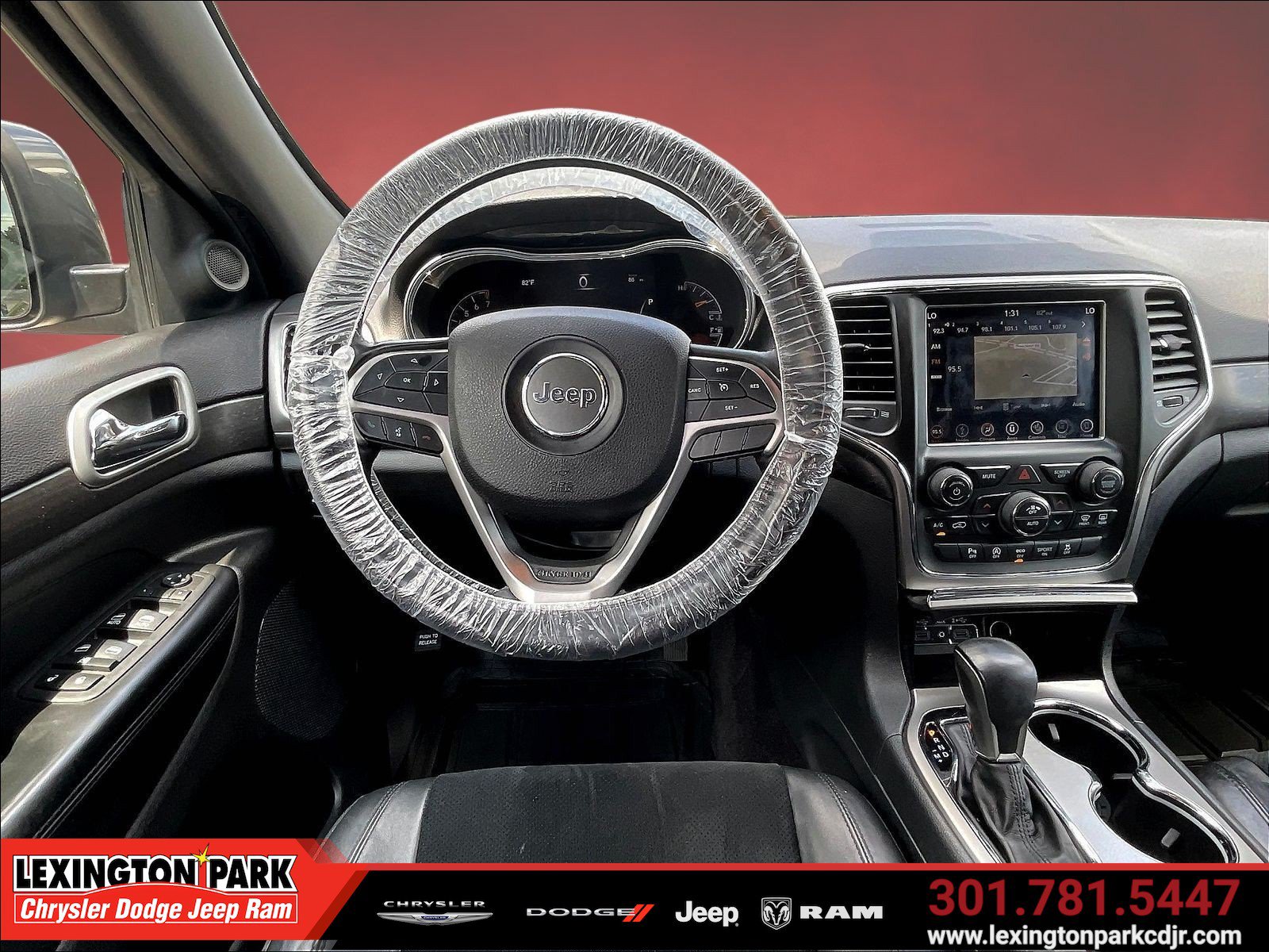 Used 2018 Jeep Grand Cherokee Altitude AWD/4WD image 8