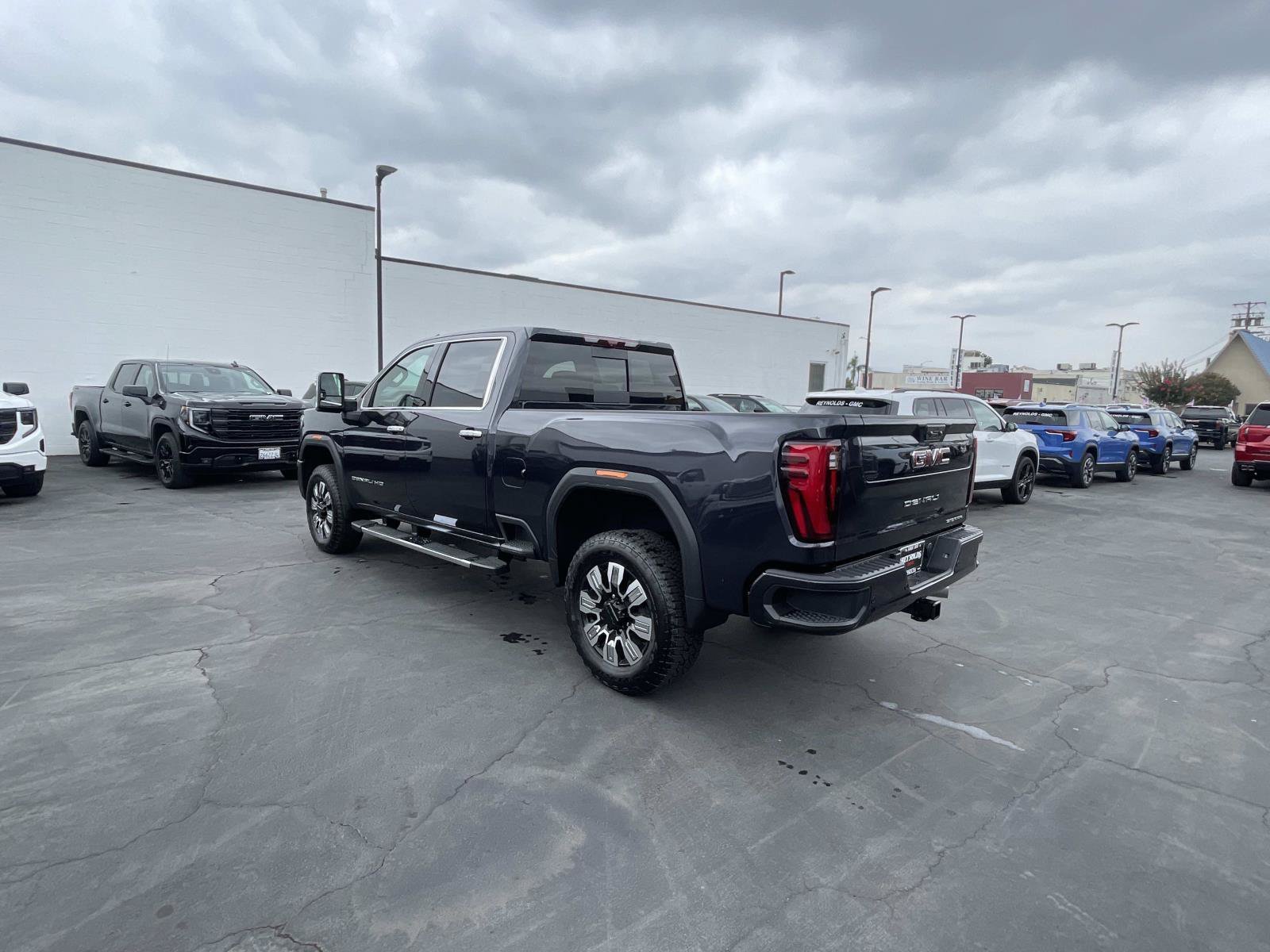 New 2026 GMC Sierra 2500 Denali w/ Max Trailering Package AWD/4WD image 7