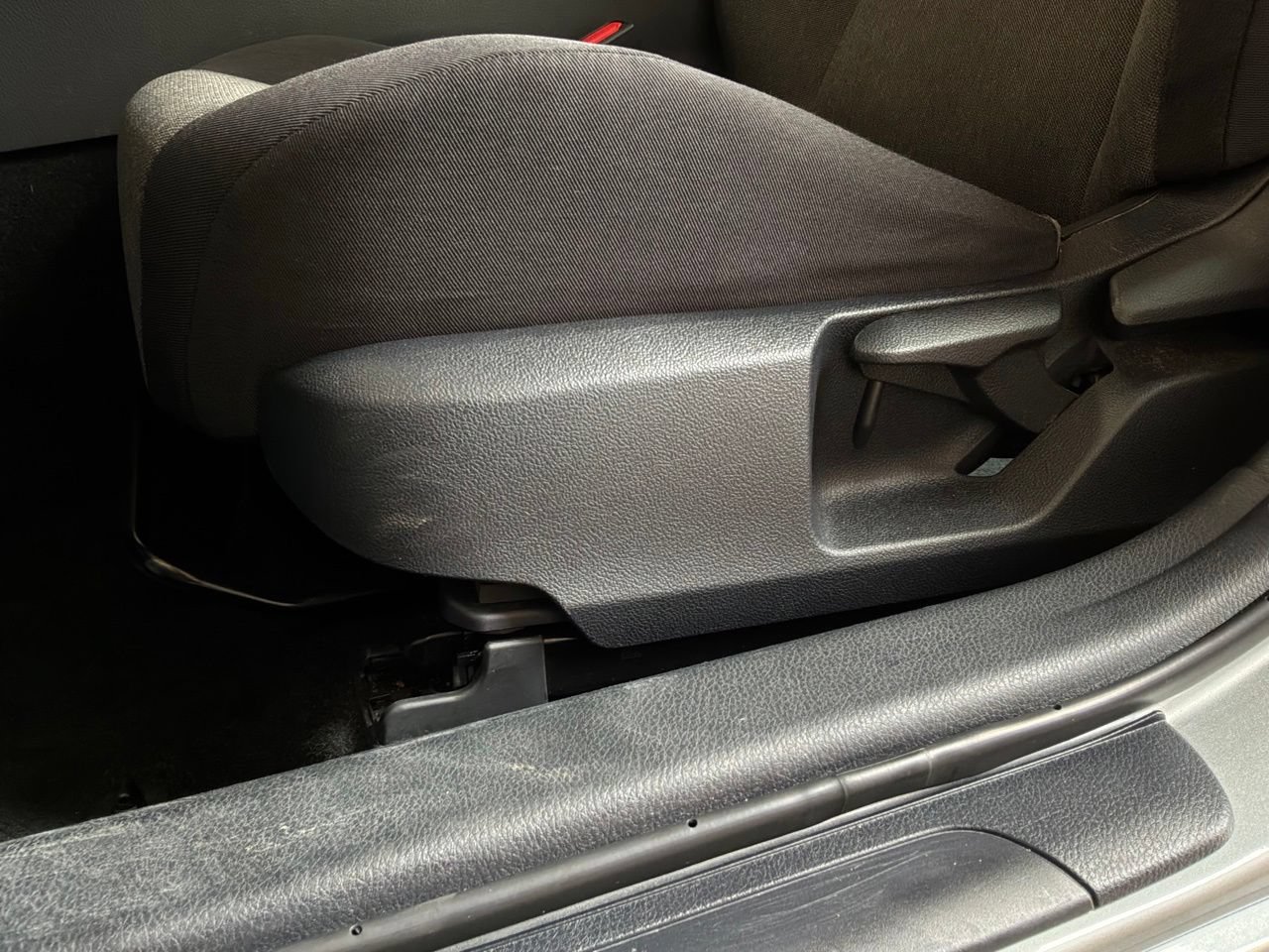 Used 2025 Toyota Camry LE FWD image 11