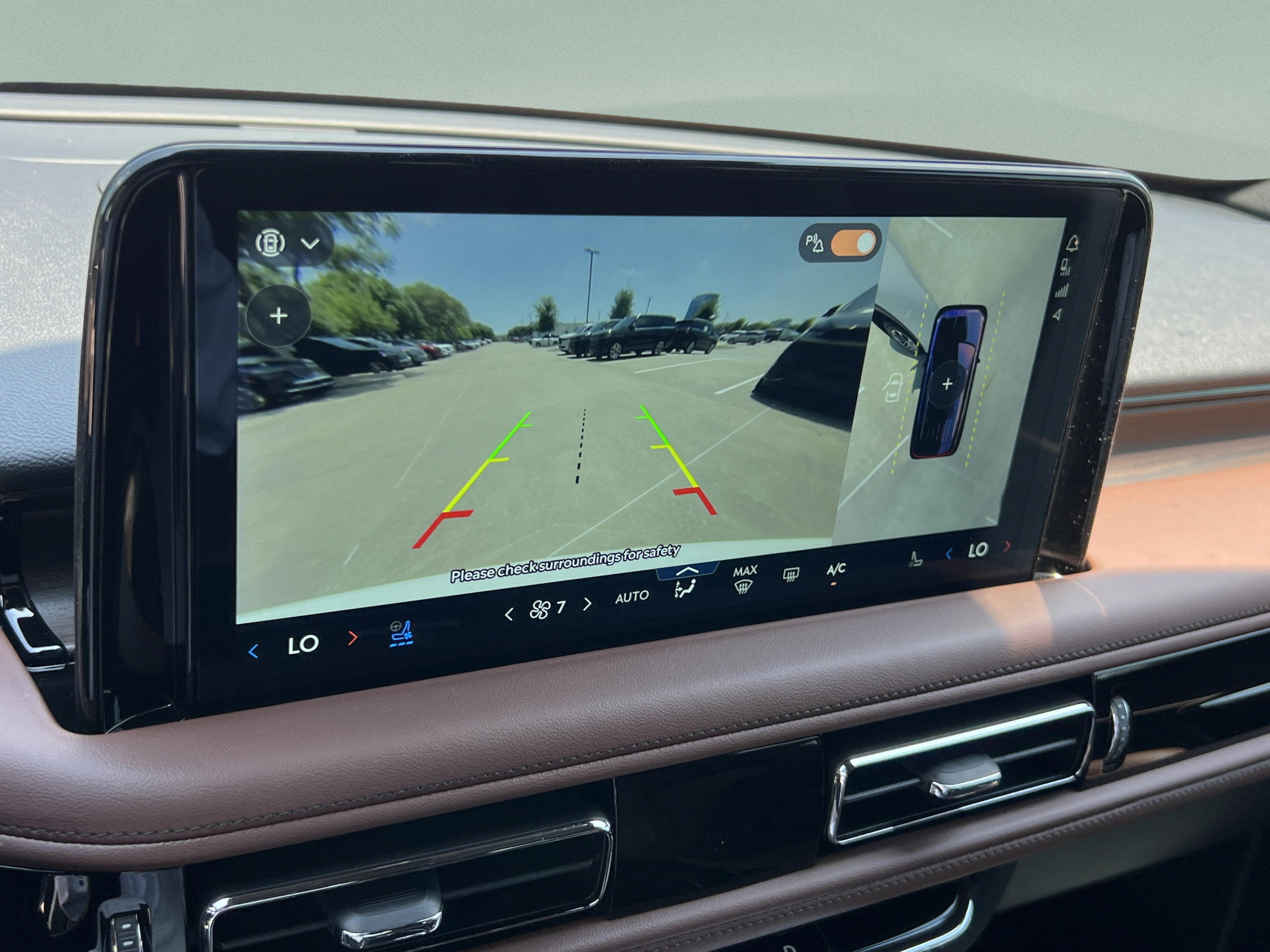 New 2026 Lincoln Aviator Reserve RWD image 16