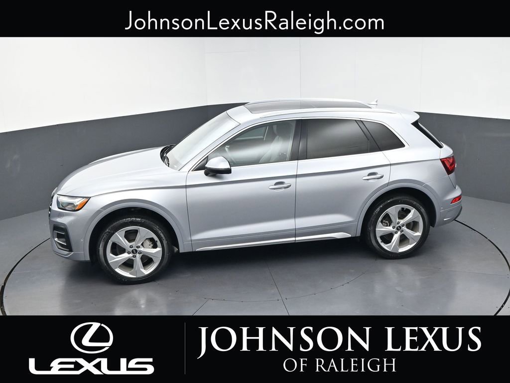 Used 2021 Audi Q5 Prestige w/ Prestige Package AWD/4WD image 29
