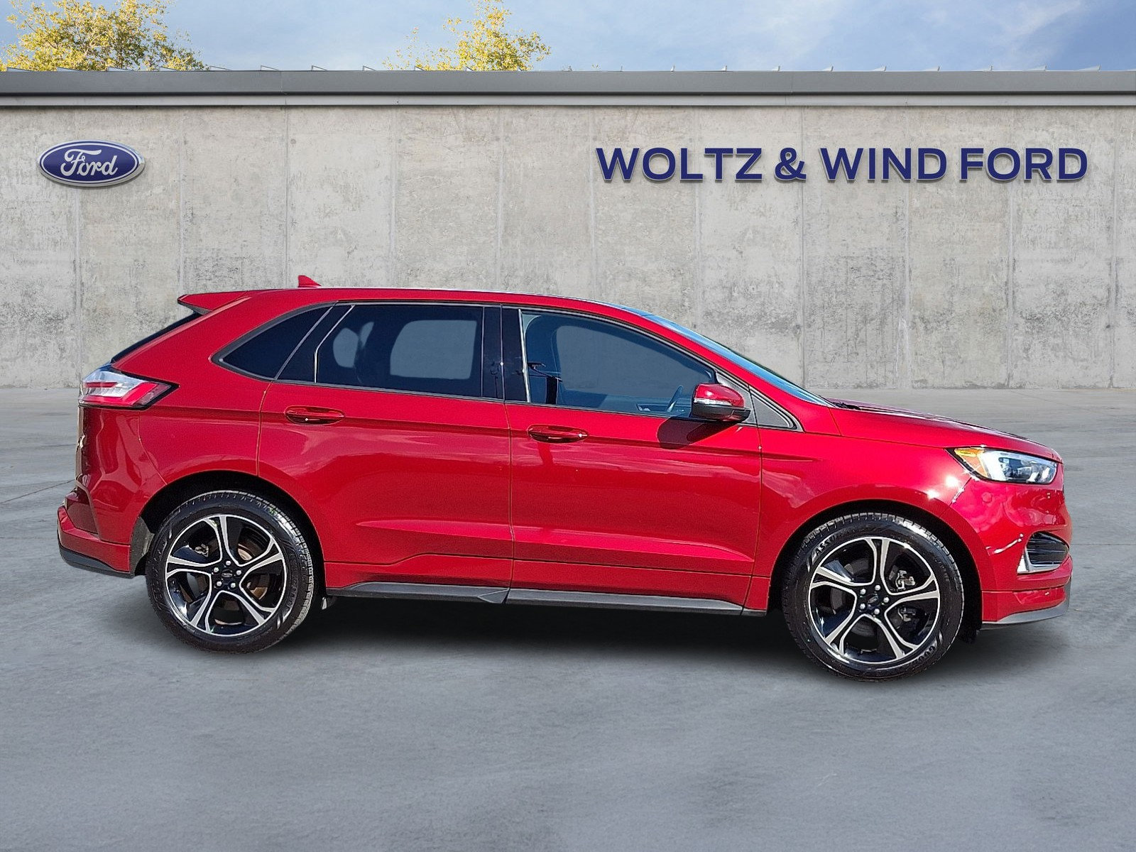 Used 2020 Ford Edge ST w/ Cold Weather Package AWD/4WD image 7