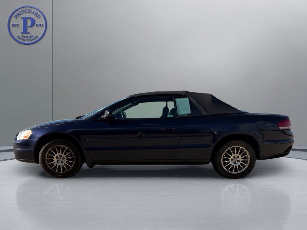 Used 2004 Chrysler Sebring LXi FWD image 4