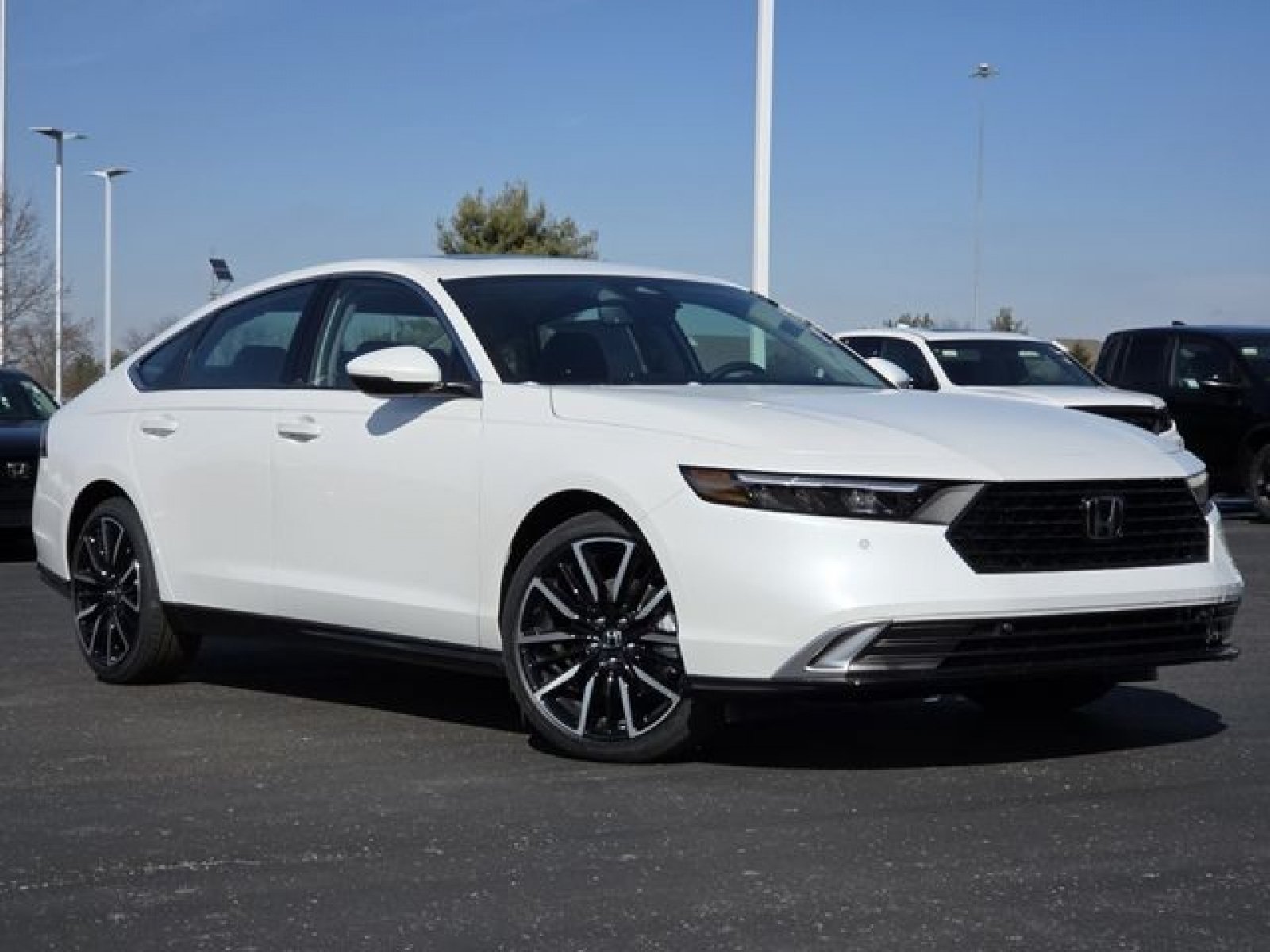 New 2026 Honda Accord Touring image 2