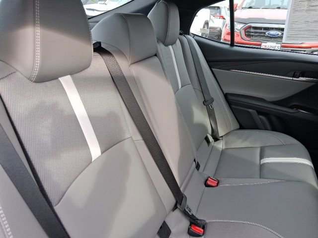 Used 2025 Toyota Camry SE image 10
