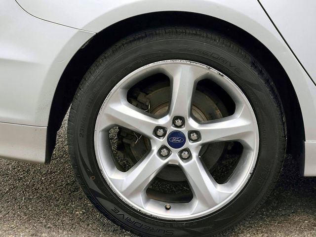 Used 2016 Ford Fusion SE AWD/4WD image 8