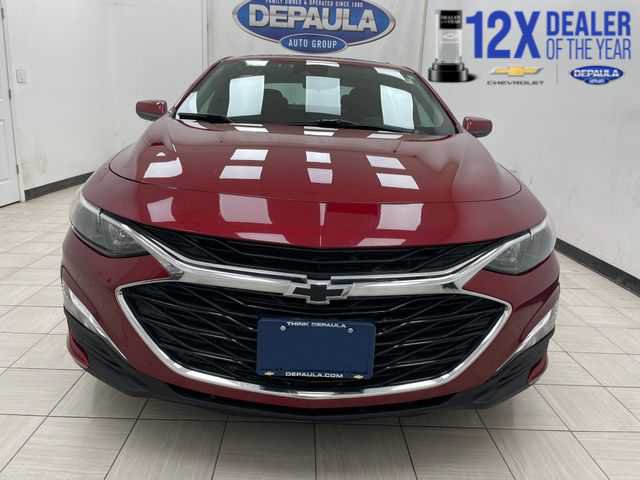 Certified 2025 Chevrolet Malibu RS FWD image 16