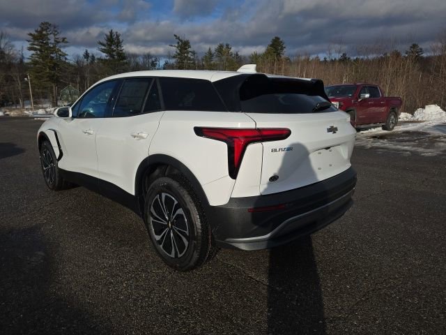 New 2026 Chevrolet Blazer EV LT image 3