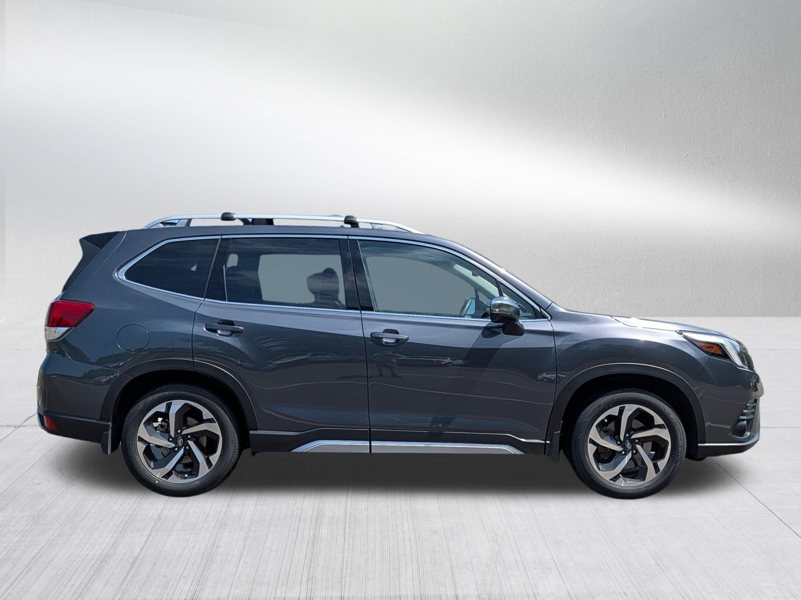 Used 2024 Subaru Forester Touring AWD/4WD image 8