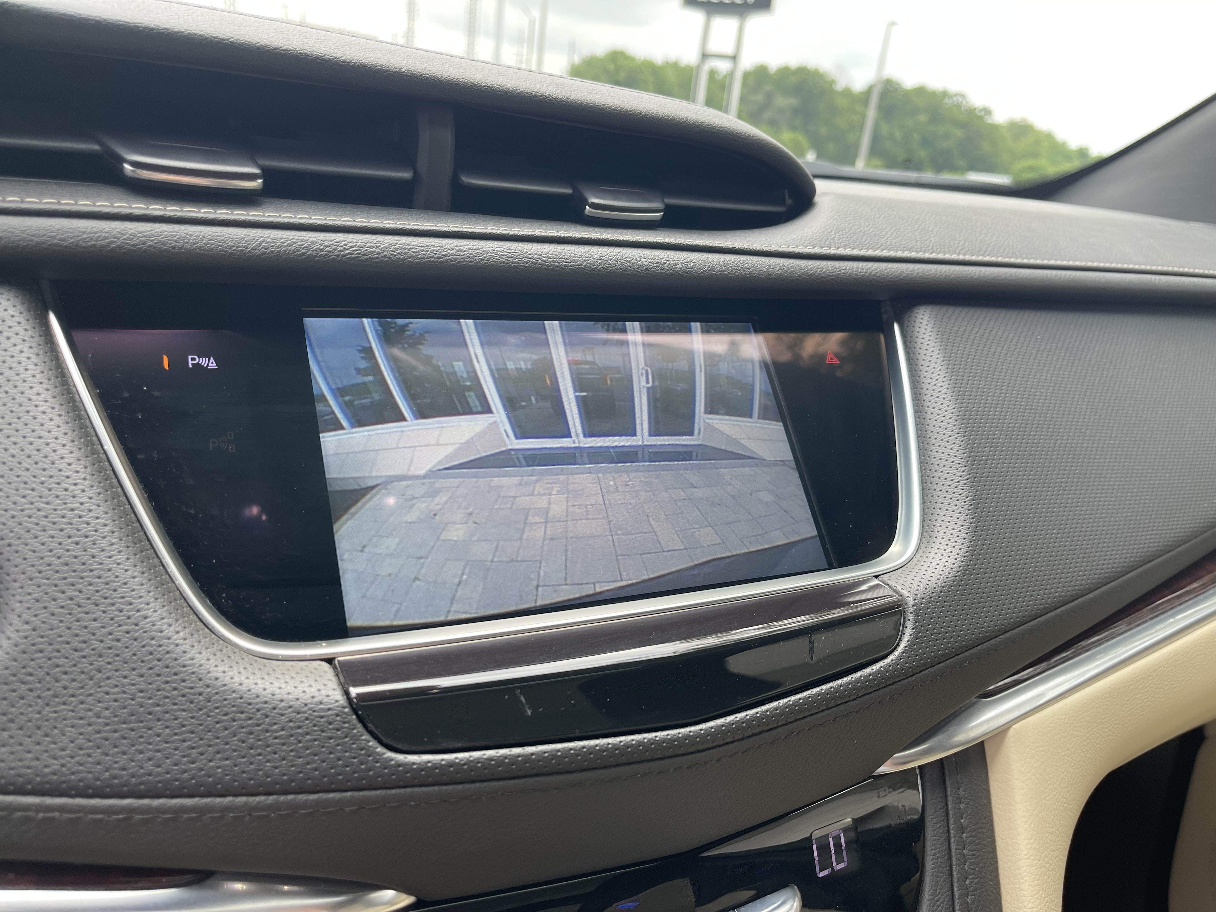 Used 2019 Cadillac XT5 Luxury AWD/4WD image 17