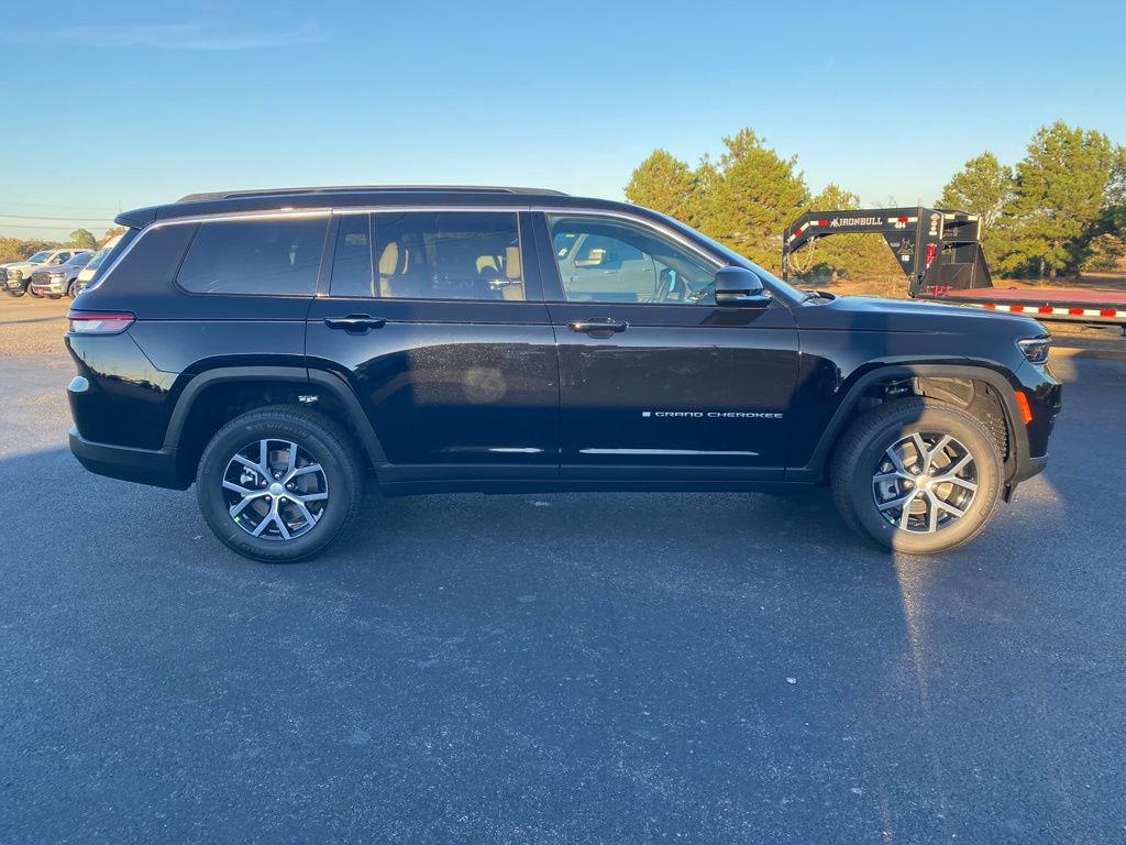 New 2025 Jeep Grand Cherokee L Limited image 8