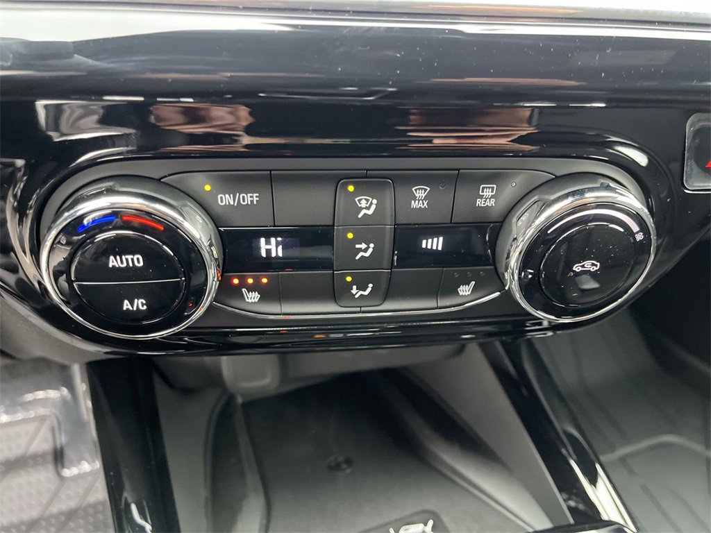 New 2026 Chevrolet Trax RS w/ Sunroof Package image 18