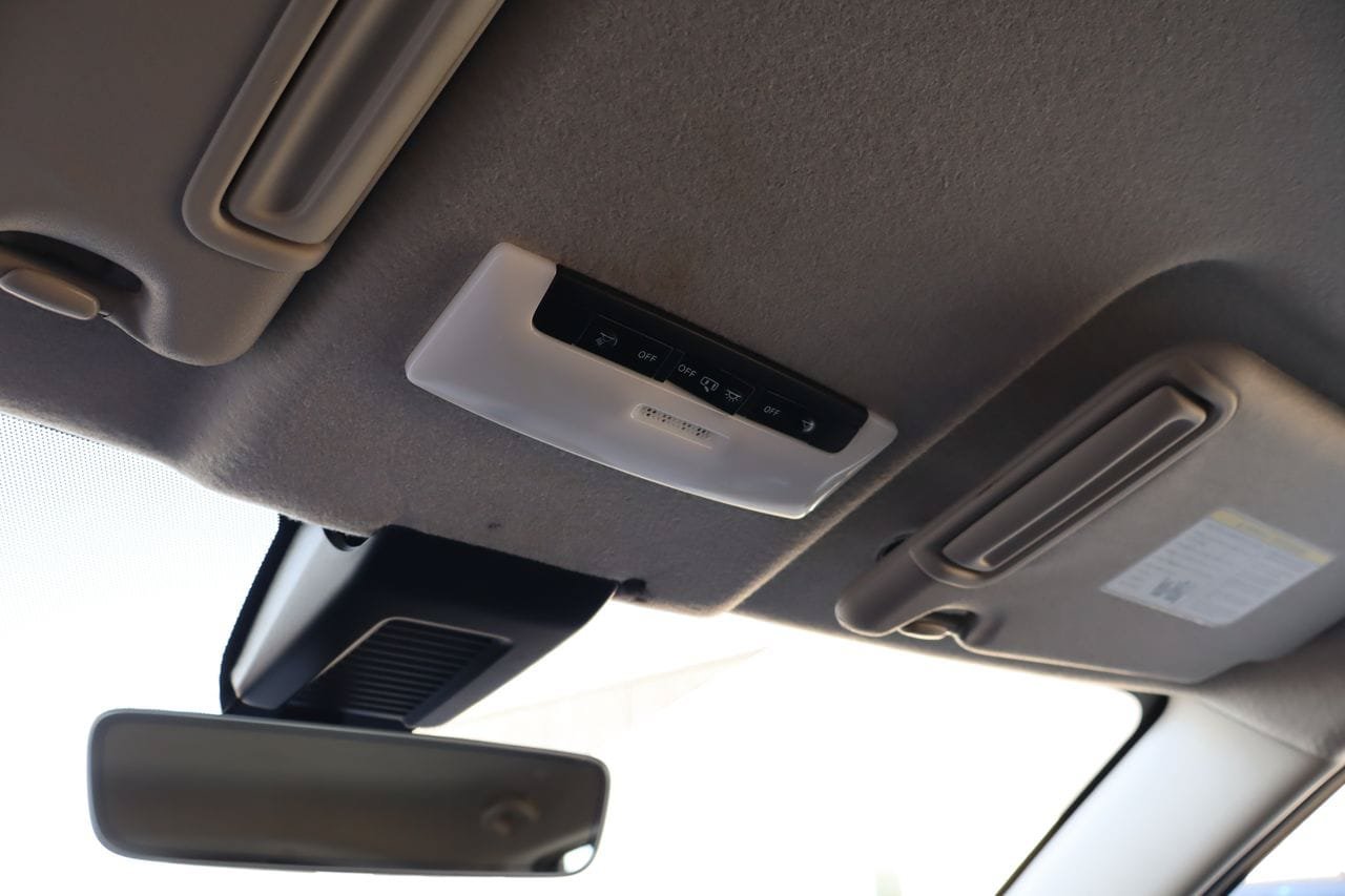 Used 2022 Nissan Kicks SV w/ Interior Electronics Package FWD image 25