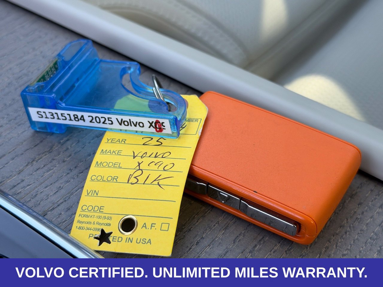 Certified 2025 Volvo XC90 T8 Ultra w/ Protection Package Premier AWD/4WD image 43