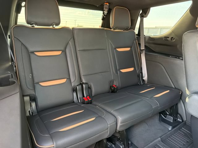 Used 2024 GMC Yukon AT4 w/ Technology Package AWD/4WD image 27