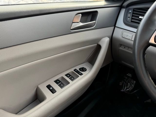 Used 2019 Hyundai Sonata SE image 31