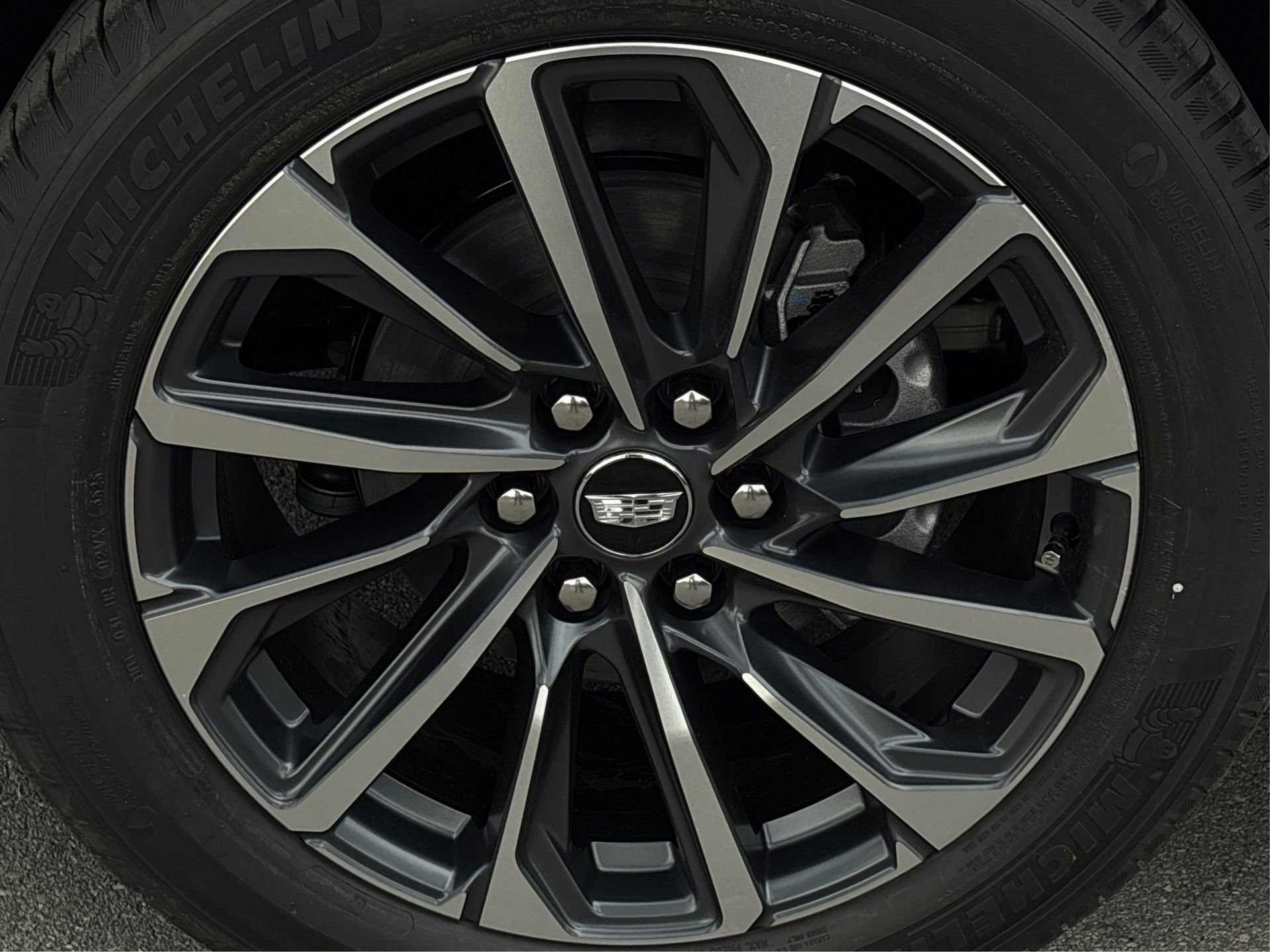 New 2026 Cadillac Lyriq Sport image 13