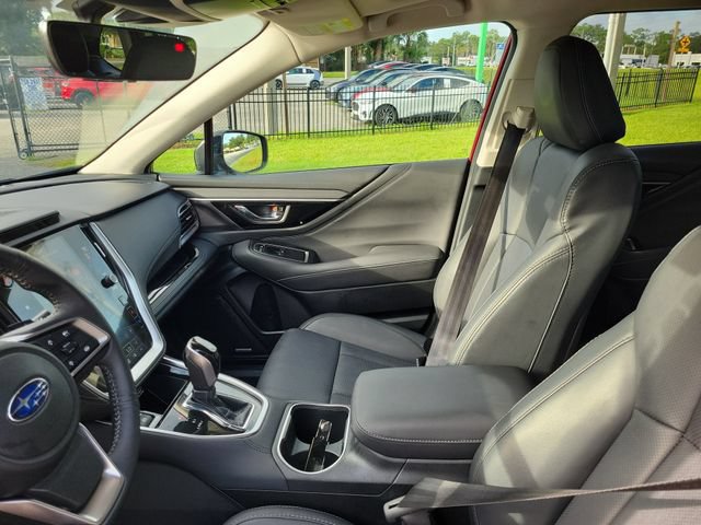 Used 2025 Subaru Outback Limited AWD/4WD image 20