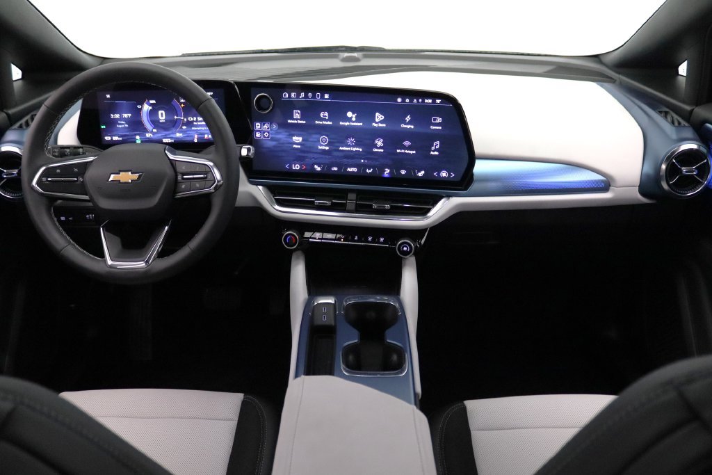 Certified 2025 Chevrolet Equinox EV LT FWD image 19