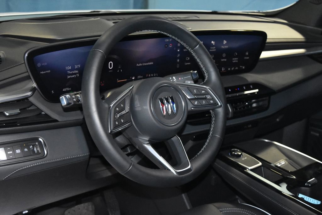 Used 2025 Buick Enclave Preferred w/ Power Package image 2