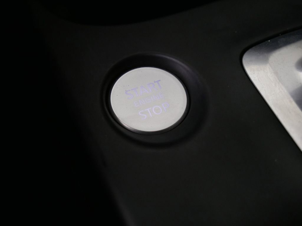 Used 2024 INFINITI QX50 Sensory image 24