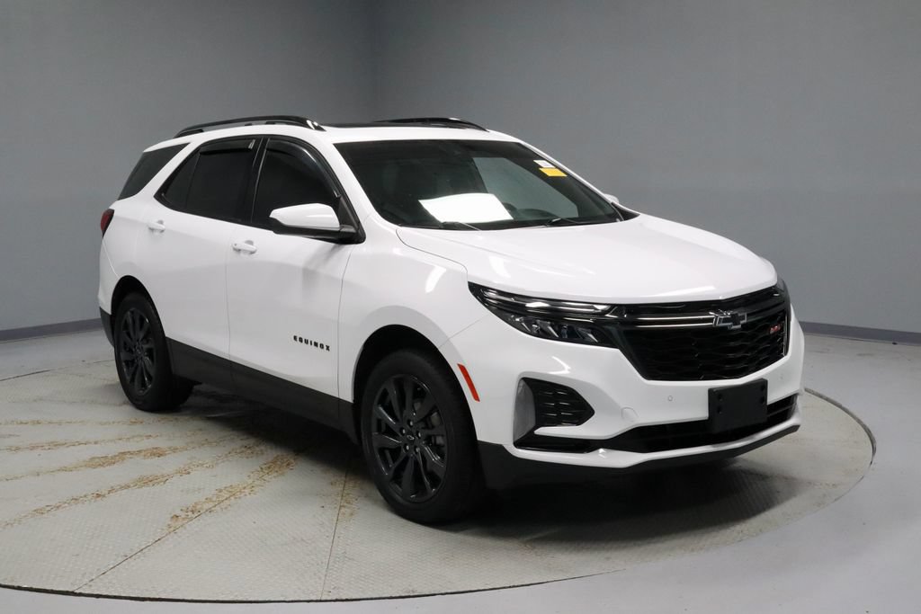 Used 2023 Chevrolet Equinox RS AWD/4WD image 1