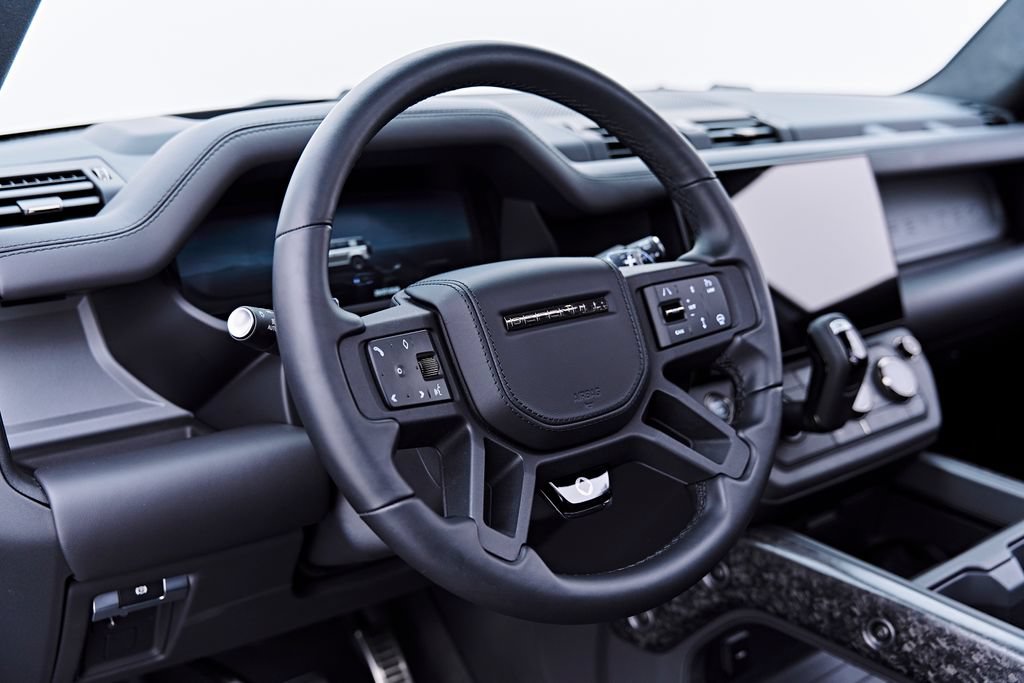 Used 2026 Land Rover Defender 110 OCTA AWD/4WD image 50