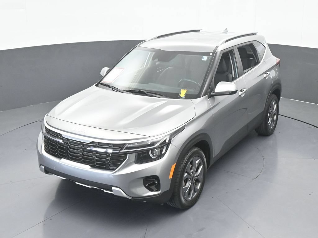 Used 2024 Kia Seltos S FWD image 46