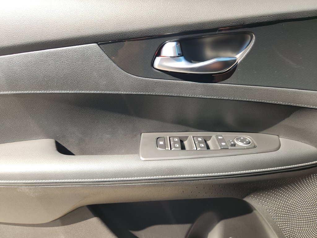 Used 2023 Kia Forte GT-Line w/ GT-Line Premium Package FWD image 26