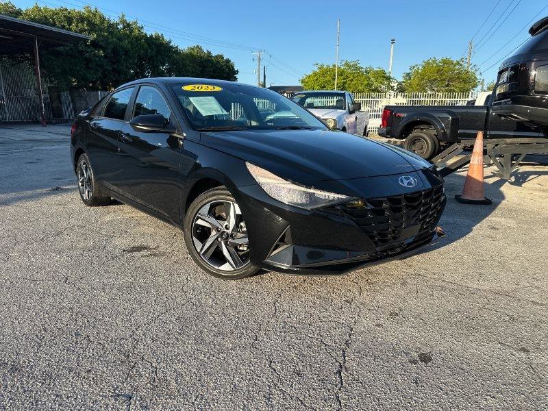 Used 2023 Hyundai Elantra SEL w/ Convenience Package FWD image 7
