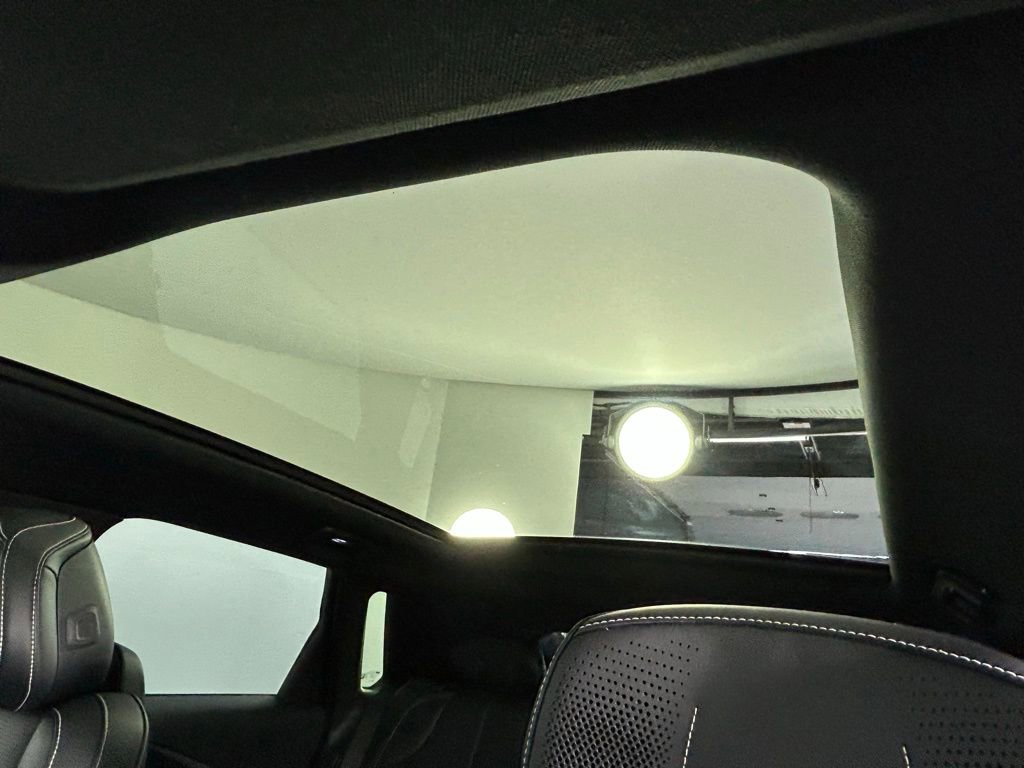 Used 2023 Cadillac Lyriq AWD image 33