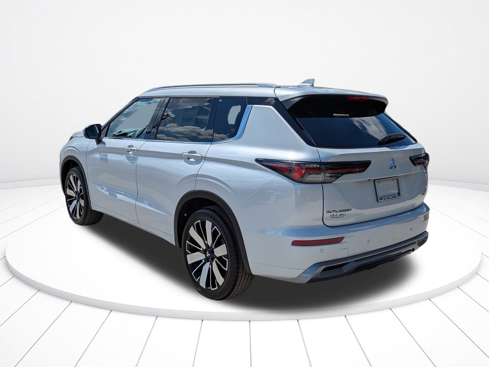 New 2025 Mitsubishi Outlander SEL image 6
