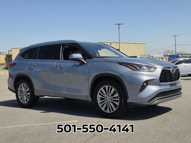 Used 2023 Toyota Highlander Platinum image 4