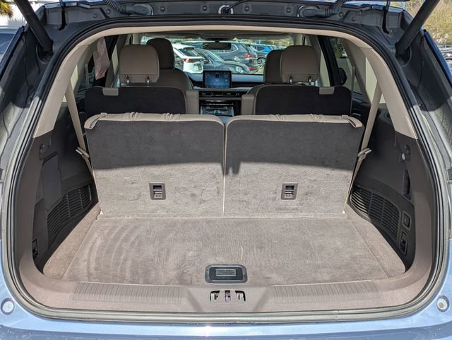 Used 2021 Lincoln Aviator Reserve w/ Equipment Group 201A image 13