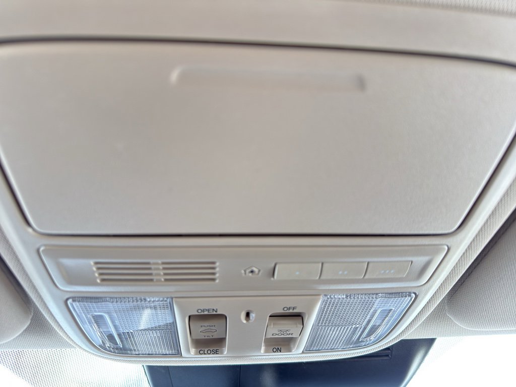 Used 2021 Honda CR-V EX-L image 23