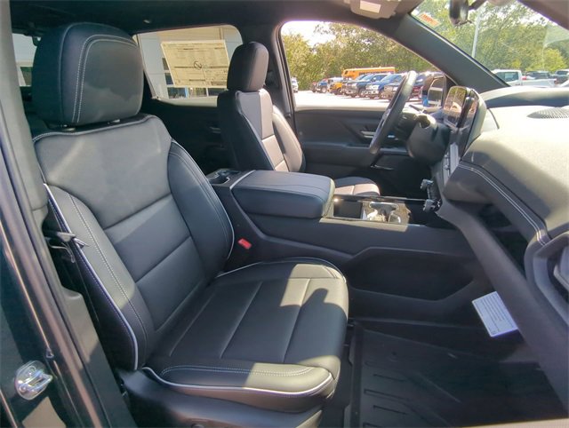 New 2026 Chevrolet Silverado EV LT w/ Premium Package image 27