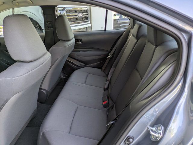 Used 2026 Toyota Corolla LE image 5