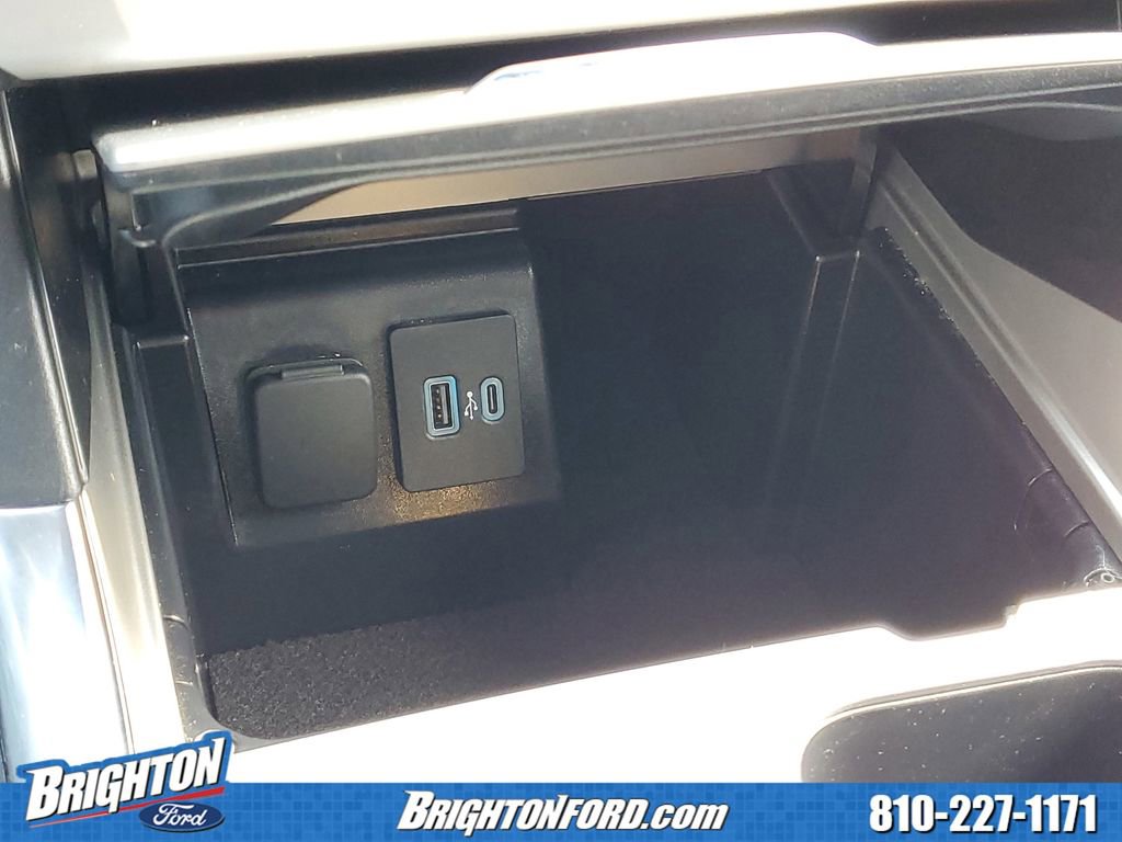 Used 2023 Ford Explorer XLT w/ Equipment Group 202A image 26