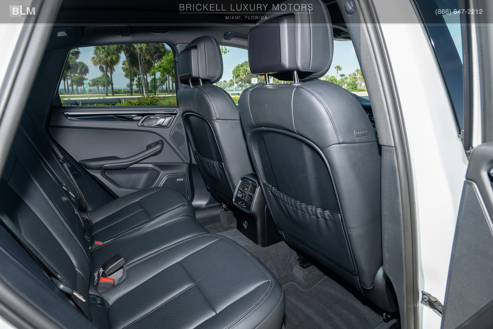 Used 2024 Porsche Macan w/ Premium Plus Package AWD/4WD image 22