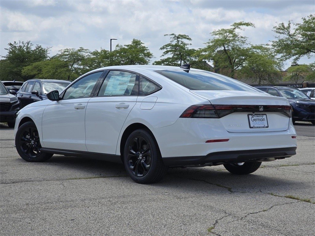 New 2025 Honda Accord SE image 15