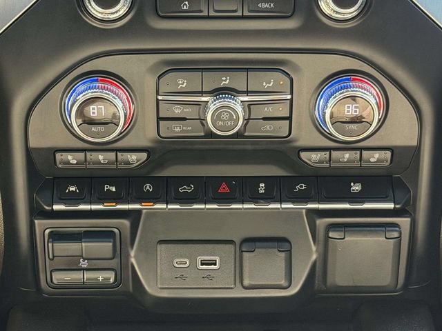 Used 2020 GMC Sierra 1500 SLT w/ SLT Premium Plus Package AWD/4WD image 13