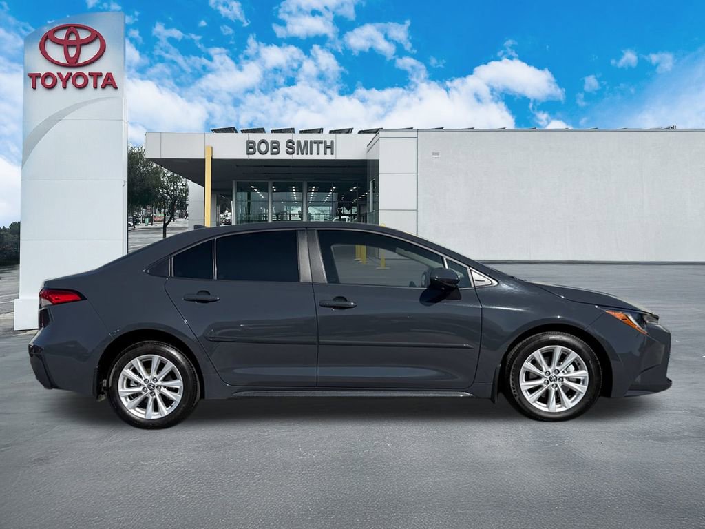Certified 2024 Toyota Corolla LE w/ LE Convenience Package image 4