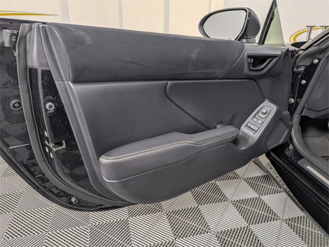 Used 2025 Toyota GR86 Premium image 10