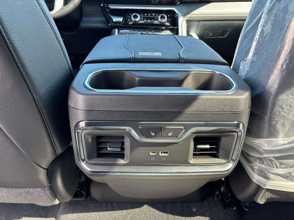 New 2026 GMC Sierra 1500 Denali w/ Technology Package AWD/4WD image 8
